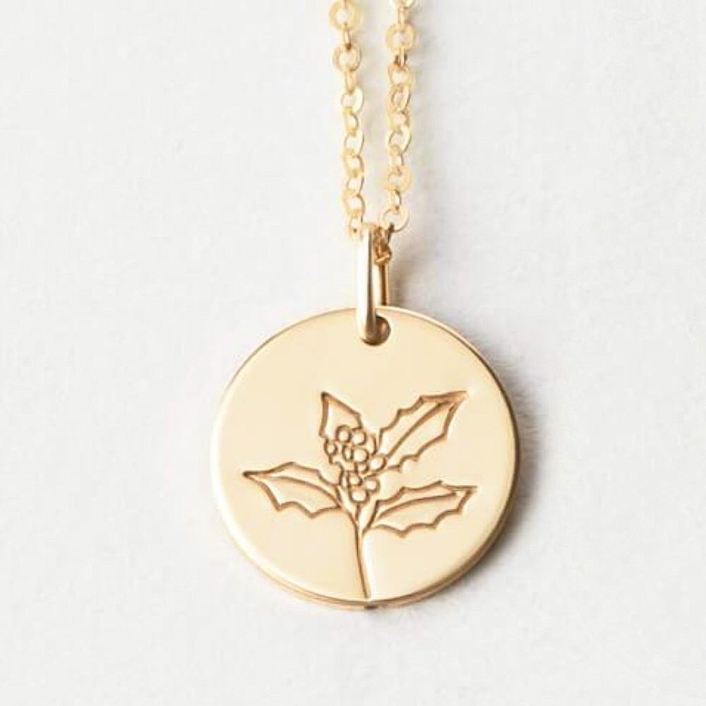 Holly December Birth Flower Cute Engraved Necklace